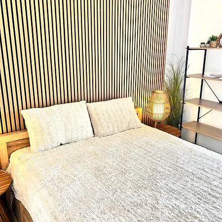 Aeolian Blu 5 شقة *