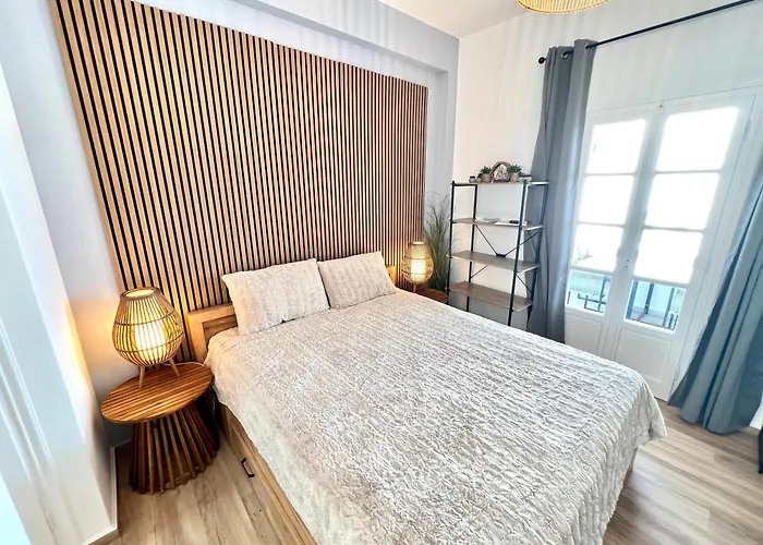 Aeolian Blu 5 شقة