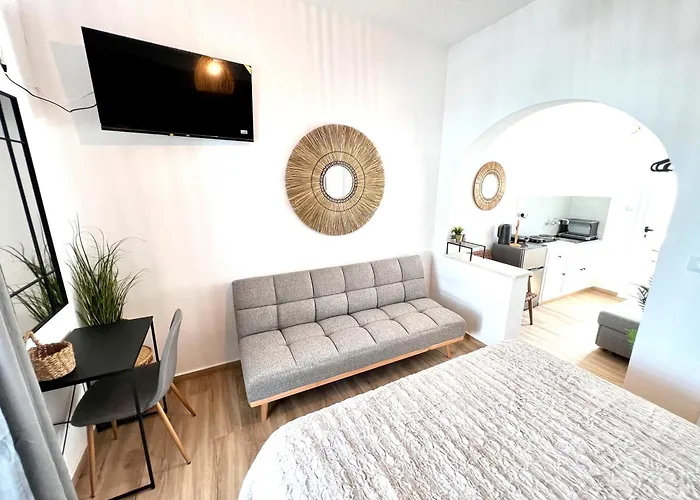 Aeolian Blu 5 * باروس