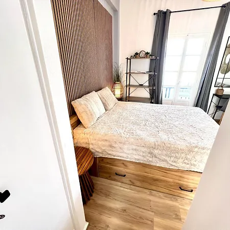 Aeolian Blu 5 Apartamento *